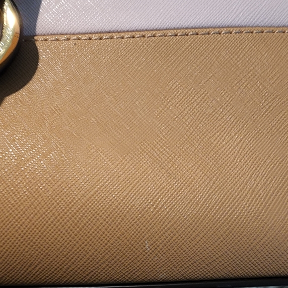 Large Michael Kors tote and matching wallet. Pink and peanut butter color. - Picture 2 of 5